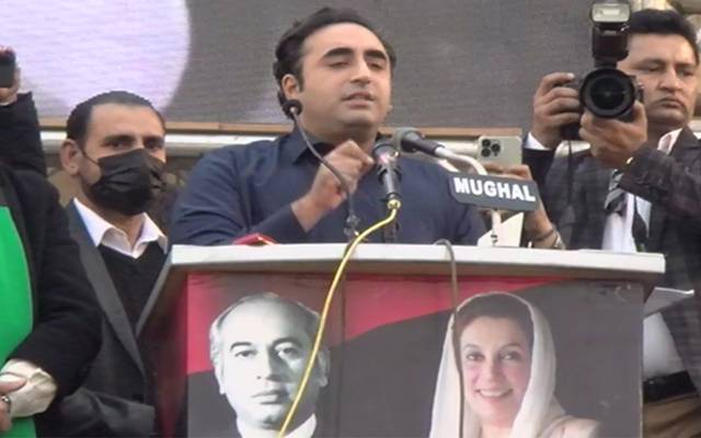 پی ٹی آئی والے آزاد امیدواروں پر ووٹ ضائع نہ کریں،ملکرشیر کا شکار کرینگے، بلاول