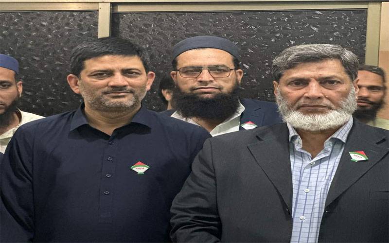 کراچی، جمیعت علمائے اسلام (ف) کے تین امیدوار ایم کیو ایم کے حق میں دستبردار