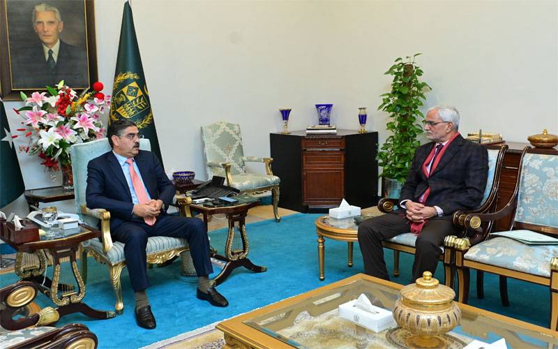 نگران وزیراعظم سے مشیر ہوا بازی ایئرمارشل ر فرحت حسین کی ملاقات