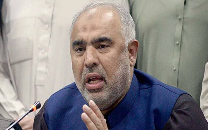 پی ٹی آئی کارکن اپنا غصہ ووٹ کے ذریعے نکالیں گے: اسد قیصر