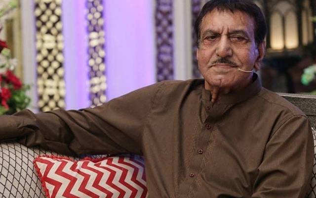 پاکستان فلم انڈسٹری کے سینئر اداکار مصطفیٰ قریشی کا کہنا ہے کہ محکمہ اوقاف سندھ نے ان سے قبر کیلئے 5 لاکھ کا مطالبہ کیا ہے۔