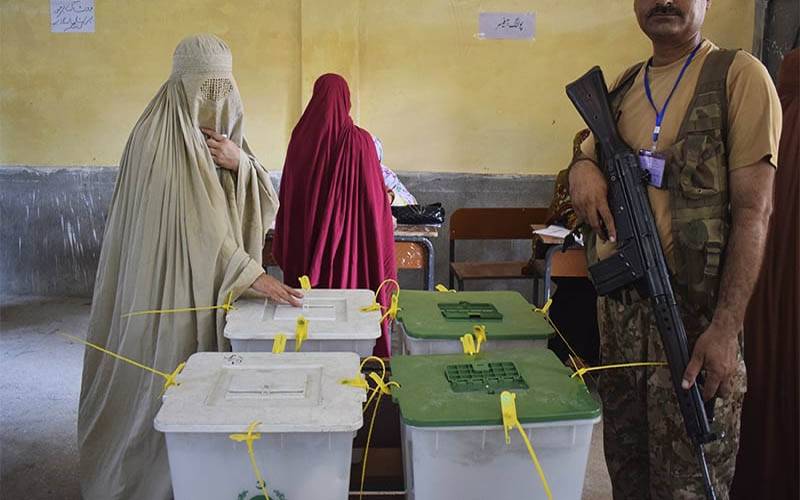 NA20، خواتین کو ووٹ کاسٹ کرنے سے روک دیا گیا