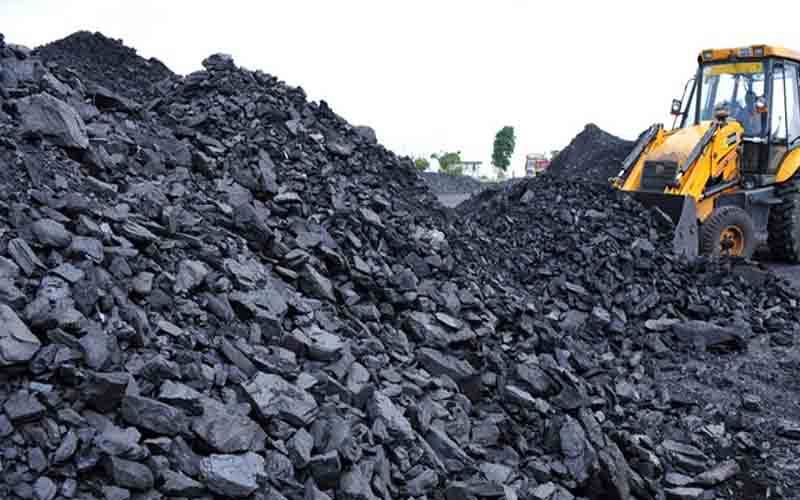 عالمی مارکیٹ میں کوئلہ 3 سال کی کم ترین سطح پر چلا گیا 