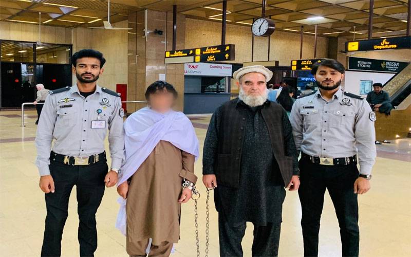 کراچی، ایف آئی اے امیگریشن کی کارروائی، کے پی پولیس کو مطلوب ملزم گرفتار