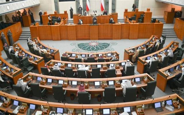امیر کویت شیخ مشعل الاحمد نے پارلیمنٹ کو تحلیل کرنے کا حکم جاری کر دیا