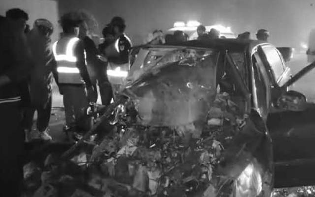 مریدکے میں کار اور ٹرک کے درمیان خوفناک تصادم کے نتیجے میں 6 افراد جاں بحق جبکہ 3 خواتین شدید زخمی ہو گئے۔