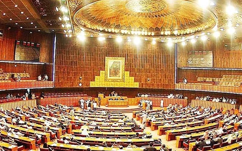 قومی اسمبلی،کتنے ارکان گریجوایٹ ہیں؟