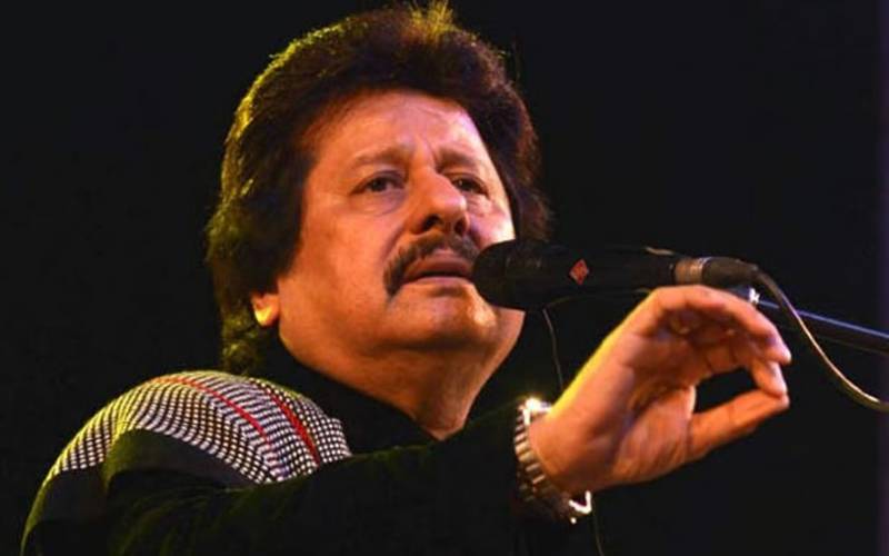 معروف بھارتی غزل گائیک پنکج ادھاس انتقال کر گئے