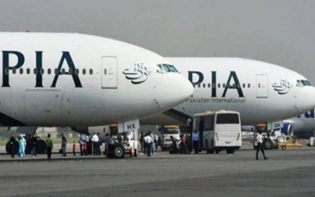 قومی ائیر لائن پی آئی اے کی 12 پروازیں آج شدید موسمی خرابی کے سبب منسوخ کردی گئیں۔