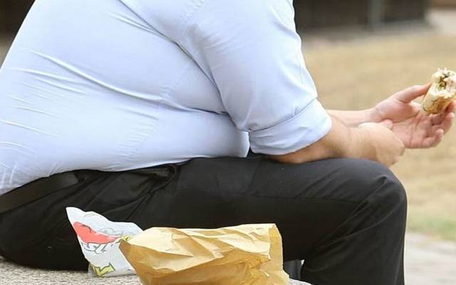 دنیا بھر میں موٹاپے کے شکار افراد کی تعداد ایک ارب سے تجاوز کر گئی ہے اور یہ وبا بڑوں اور بچوں دونوں میں تیزی سے پھیل رہی ہے۔