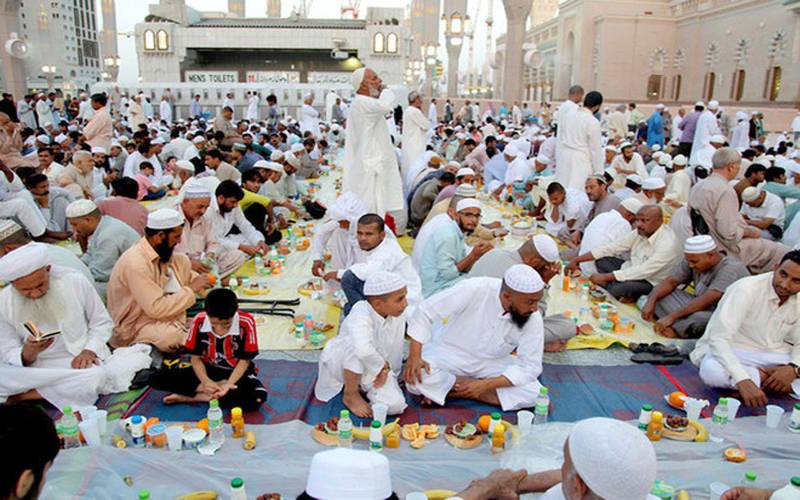 سعودی عرب میں مساجد کے اندر افطاری پر پابندی کیوں لگائی گئی؟