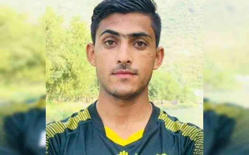 پاکستان انڈر19 فٹبال ٹیم کے سابق کھلاڑی فرحان خان ٹریفک حادثے میں جاں بحق