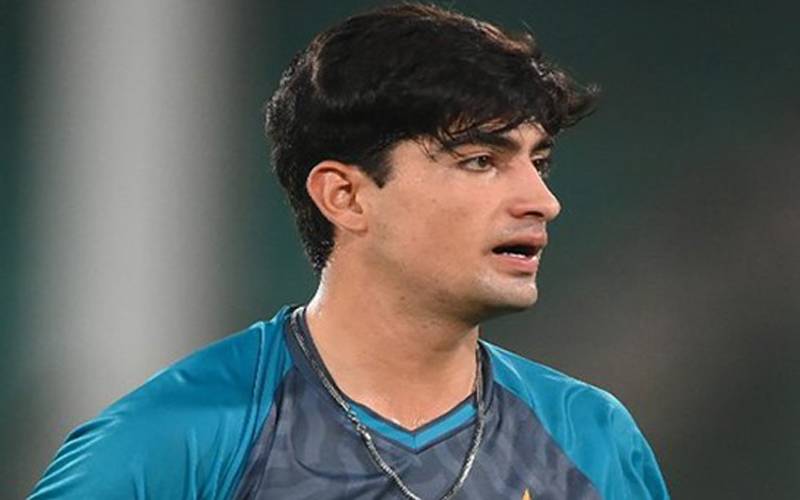  نسیم شاہ کو سٹمپس کو ٹھوکر مارنا مہنگا پڑ گیا ، سزا بھی سنا دی گئی 