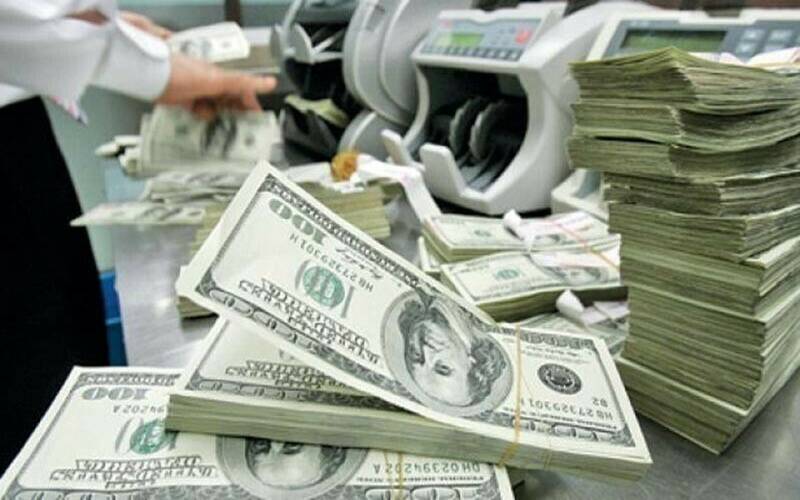 انٹربینک : امریکی ڈالر کی قدر مزید گھٹ گئی