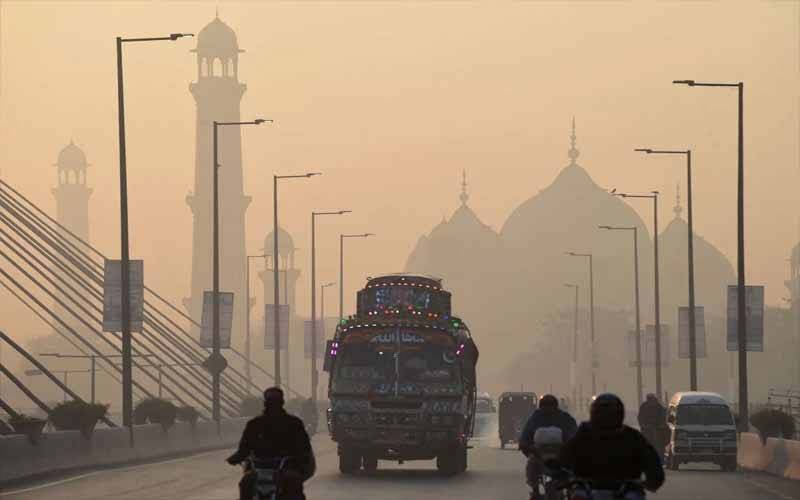 فضائی آلودگی بڑھنے لگی، لاہور کا دنیا کے آلودہ ترین شہروں میں دوسرانمبر 