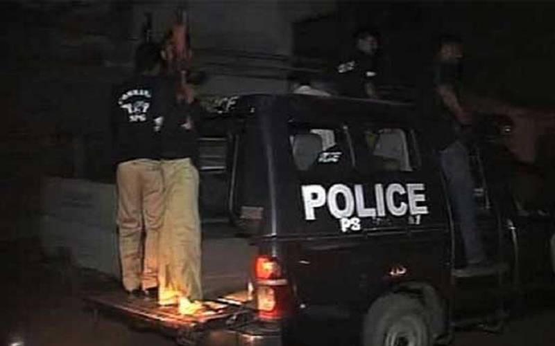 کراچی، غلام مرتضیٰ جتوئی کی رہائش گاہ پر پولیس کا چھاپہ، چادر اور چار دیواری کا تقدس پامال