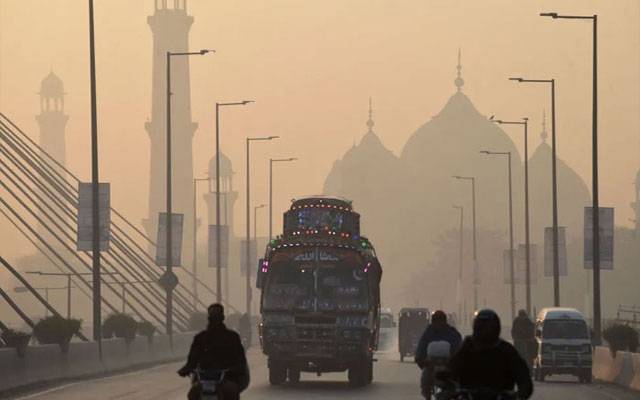 شہر لاہور آلودگی کے اعتبار سے دنیا بھر میں سرفہرست آگیا