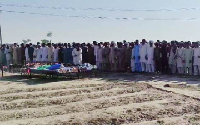 گزشتہ روز ٹوبہ ٹیک سنگھ میں جاں بحق ہونے والے چار بچوں کی نماز جنازہ ادا کر دی گئی۔