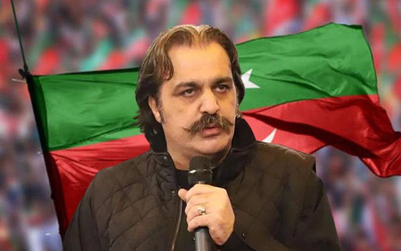 تحریک انصاف کی جانب سے بیوروکریسی کو سیاست کی نظر کرنے کی کوشش