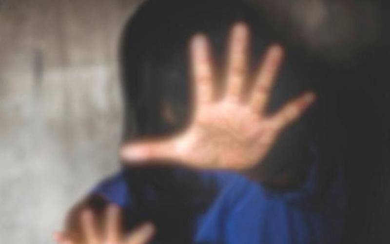 شرارت کرنے پر ظالم باپ کا 3 سالہ بیٹی پر تشدد،جان سے ہی مار دیا