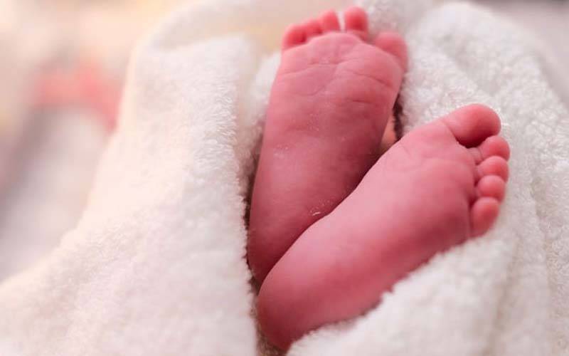بھارت: سفاک باپ نے کالی رنگت کے باعث 18 ماہ کی بیٹی کو قتل کر دیا