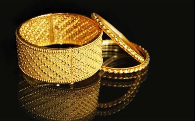 سونے کی قیمت میں بڑے اضافے کے بعد سونا 1700 روپے فی  تولہ سستا ہو گیا۔