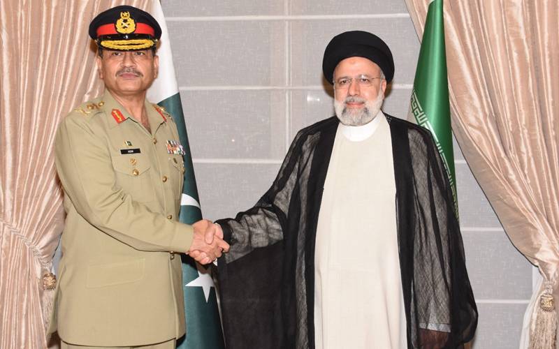 ایران کے صدر سے آرمی چیف کی ملاقات، خطے کی خوشحالی کیلئے مشترکہ کوششوں پر اتفاق