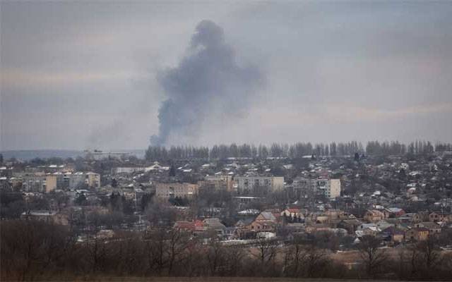 یوکرین میں روسی میزائل حملے سےمقامی ٹیلی ویژن ٹاور دو ٹکڑے ہوگیا