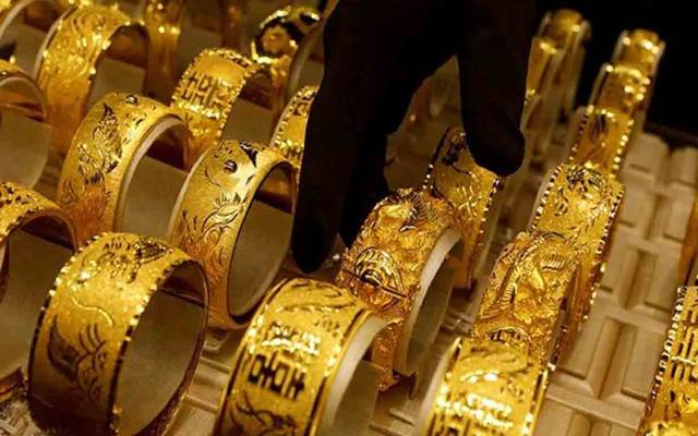 سونا خریدنے والوں کیلئے خوشخبری، ملک بھر میں فی تولہ سونے کی قیمت میں 7800  کی کمی ہوئی ہے