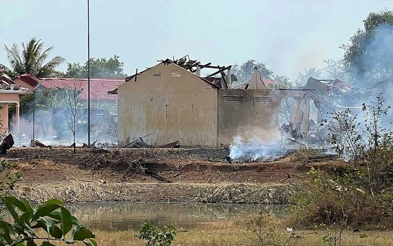 کمبوڈیا :ملٹری بیس میں دھماکا،20 فوجی ہلاک 
