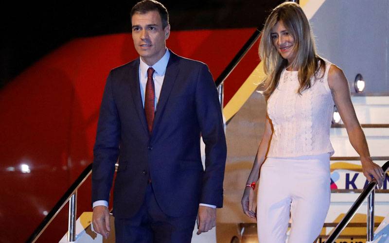 اہلیہ پر کرپشن کے الزامات، ہسپانوی وزیراعظم کا استعفی نہ دینے کا فیصلہ