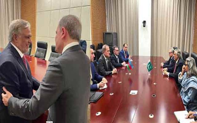  وزیر خارجہ سینیٹر اسحاق ڈار کی او آئی سی سربراہی کانفرنس کے سلسلے میں  آذربائیجان کے وزیر خارجہ جیہون بیراموف سے ملاقات کی جس میں دونوں رہنماؤں کے درمیان دوطرفہ تعلقات پر تبادلہ خیال کیا گیا۔ 