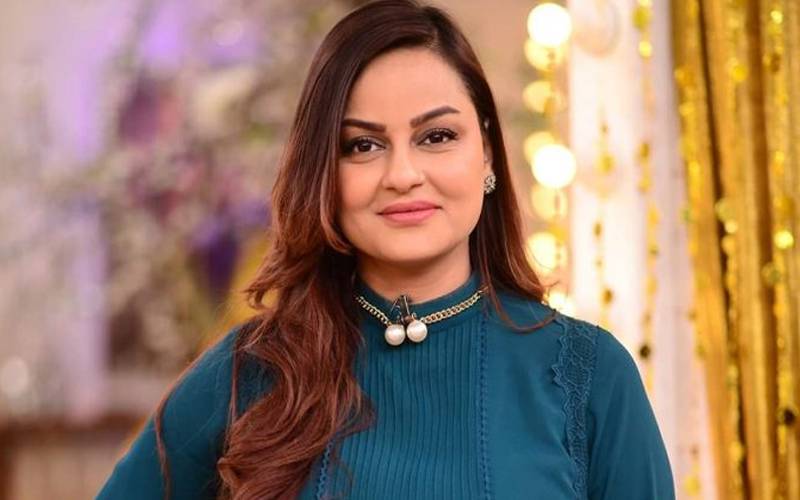 جویریہ عباسی نے بیٹی کی شادی کے بعد اپنے لیے بھی نیا ہمسفر ڈھونڈ لیا 