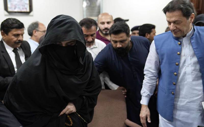 بانی پی ٹی آئی کی 6 اوربشریٰ بی بی کی ایک مقدمے میں عبوری ضمانت میں توسیع