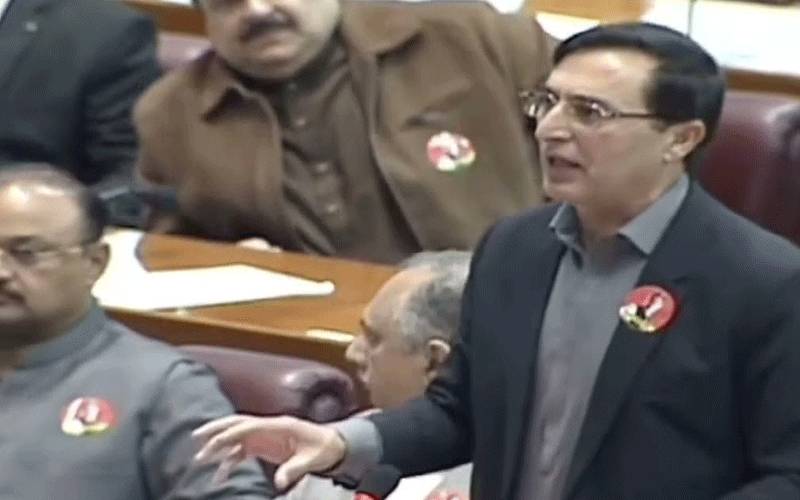 ’آپ ہارے ہوئے ہیں‘ طارق بشیر چیمہ کے بولنے پر گوہر علی خان کا دلچسپ جواب