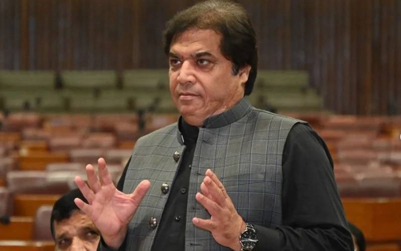 قومی اسمبلی اجلاس،ن لیگی رکن حنیف عباسی اپنے ہی وزراء کے خلاف بول پڑے