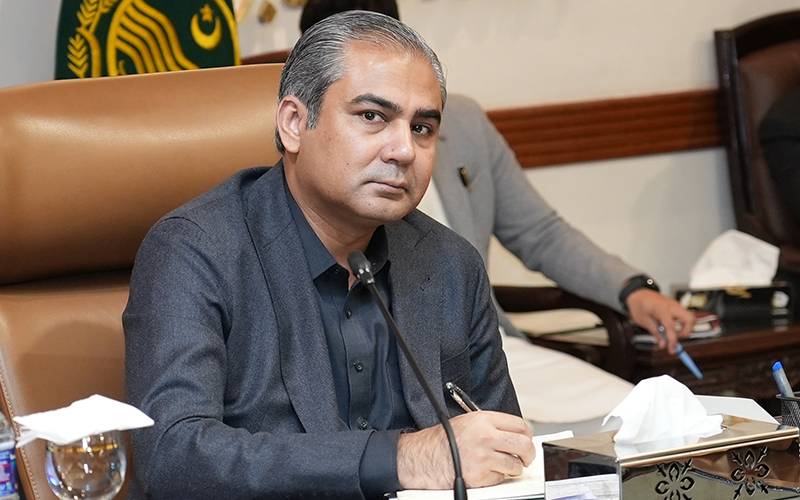 ہر یونین کونسل میں شناختی کارڈکی سہولت، بائیومیٹرک مشینیں نصب ہوں گی،محسن نقوی نے نادرا کو مزید متحرک کردیا 