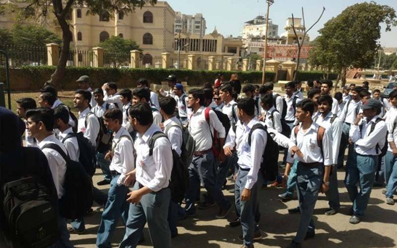 کراچی سمیت سندھ بھر کے کالجز میں موسم گرما کی چھٹیوں کا اعلان 