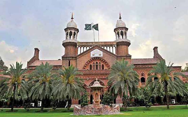 ریٹائرڈ ججز کو الیکشن ٹریبونل مقرر کرنے سے متعلق صدارتی آرڈیننس چیلنج