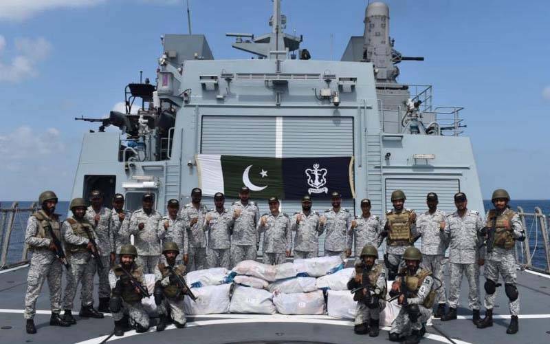 پاک بحریہ نے 380 کلو انتہائی قیمتی منشیات ضبط کر لی 