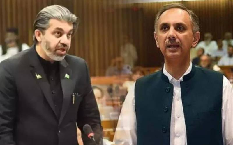 عمران خان کوموت کی کوٹھڑی میں رکھا گیا ہے،پی ٹی آئی رہنماؤں نے سہولیات کی تردید کردی