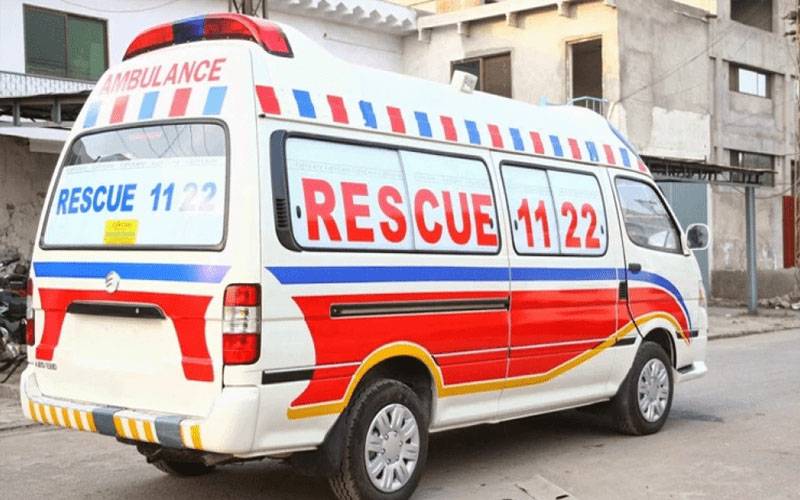 میاں چنوں:مسافروں سے بھری بس الٹ گئی، خاتون سمیت 15 سے زائد افراد زخمی