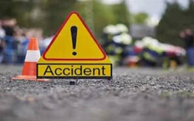 شیخوپورہ، کار کی موٹرسائیکل کو ٹکر، بچوں سمیت 5 افراد جاں بحق