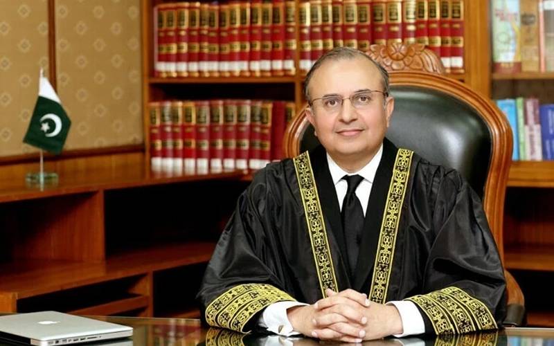 اگر سنی اتحاد کونسل سیاسی جماعت نہیں تو آزاد امیدواروں کی مخصوص نشستوں کا کیا ہوگا؟:جسٹس منصور علی شاہ