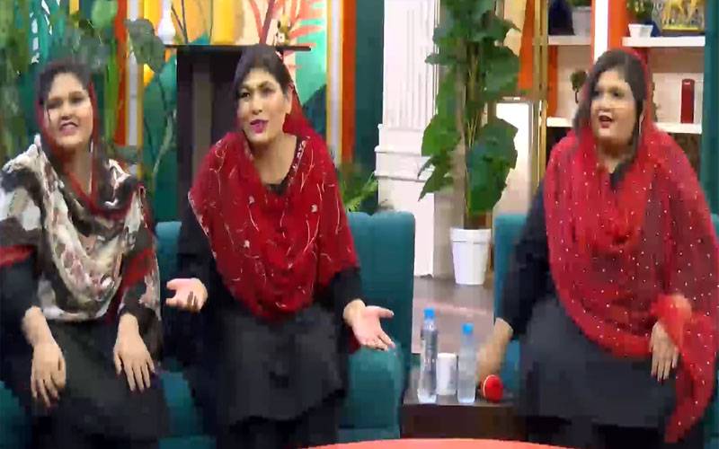 ڈولی سسٹرز نے چاہت فتح علی خان کو آئینہ دیکھا دیا 