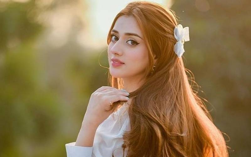  جنت مرزا ایک بار پھر نمبرون،سب سیلیبرٹیز کو پیچھے چھوڑ دیا