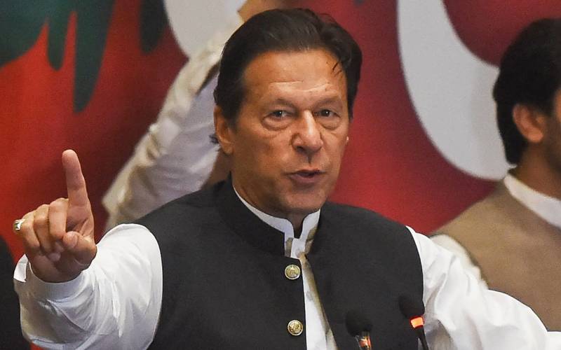 پی ٹی آئی میں فارورڈ بلاک،عمران خان ان ایکشن،نوٹس لے لیا 