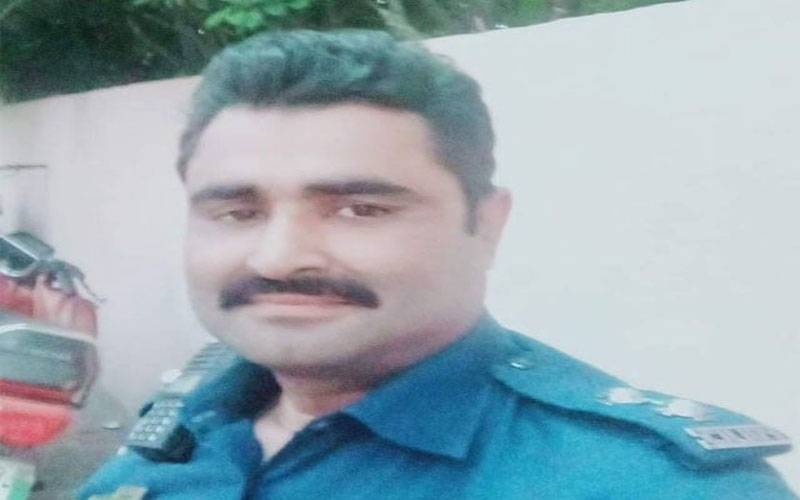 لاہور میں ٹریفک حادثے میں زخمی وارڈن دم توڑ گئے