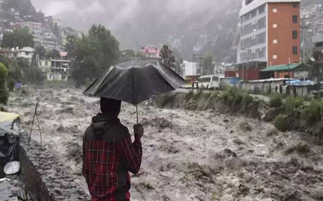 بھارت میں بارش اور سیلاب نے تباہی مچادی، درجنوں مویشی بہہ گئے