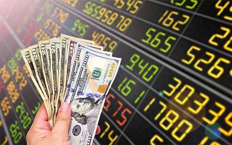 انٹر بینک میں ڈالر  مہنگا ، اسٹاک مارکیٹ میں تیزی